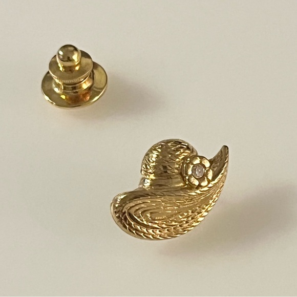 Avon Gold Tone Rhinestone Miniature Hat Pin Brooch Tie Tack - Picture 3 of 15
